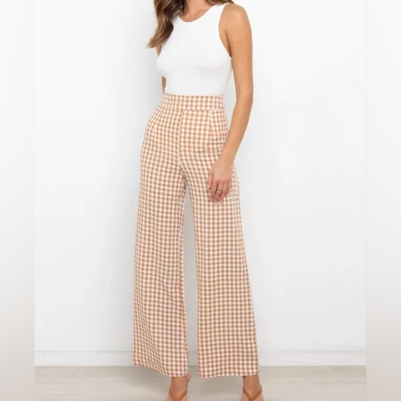 Petal & Pup “Gimmie” High-Rise Wide Leg Pants – Tan Gingham US 4